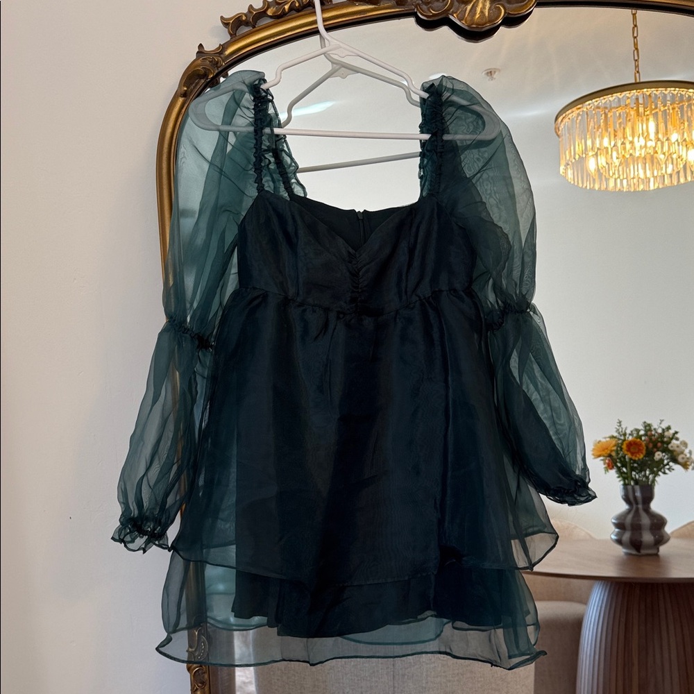 Green Dress - Picture 4 of 4